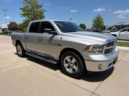Used 2017 RAM 1500 Big Horn AWD/4WD image 7