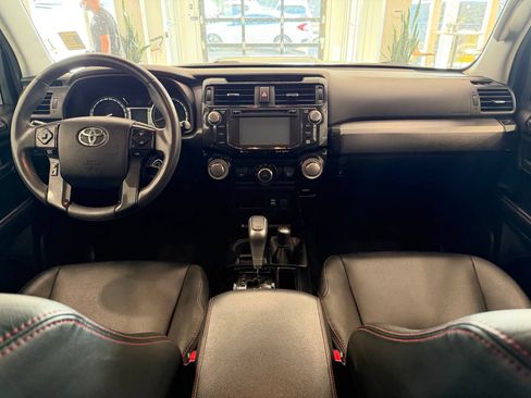 Used 2019 Toyota 4Runner TRD Off-Road Premium AWD/4WD image 8