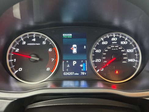 Used 2024 Mitsubishi Eclipse Cross AWD image 16