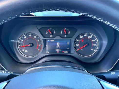 Used 2021 Chevrolet Camaro LT image 19