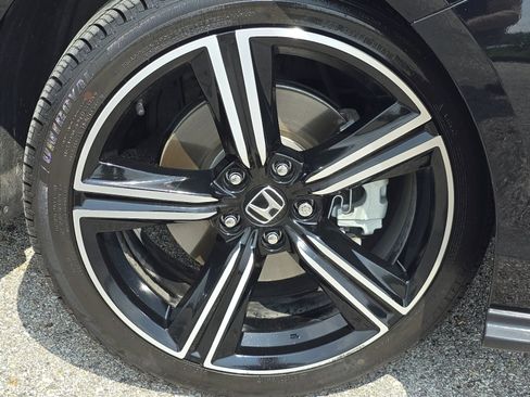 Used 2023 Honda Accord Sport image 11