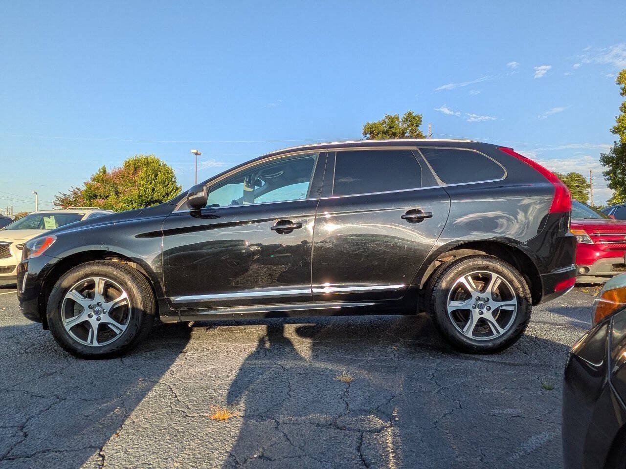 Used 2014 Volvo XC60 T6 AWD/4WD image 25