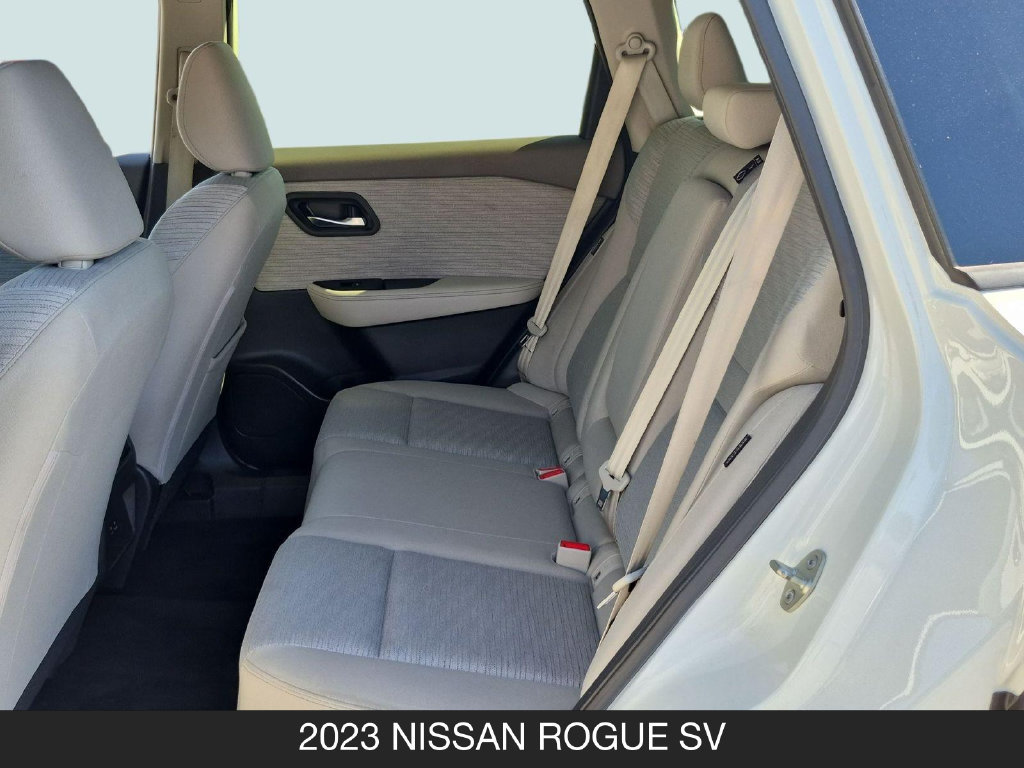 Certified 2023 Nissan Rogue SV FWD image 16