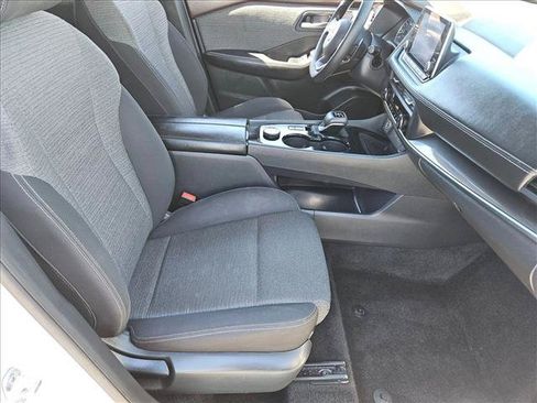 Used 2023 Nissan Rogue SV AWD/4WD image 20