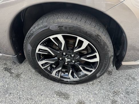 Used 2018 Mitsubishi Outlander SEL AWD/4WD image 24