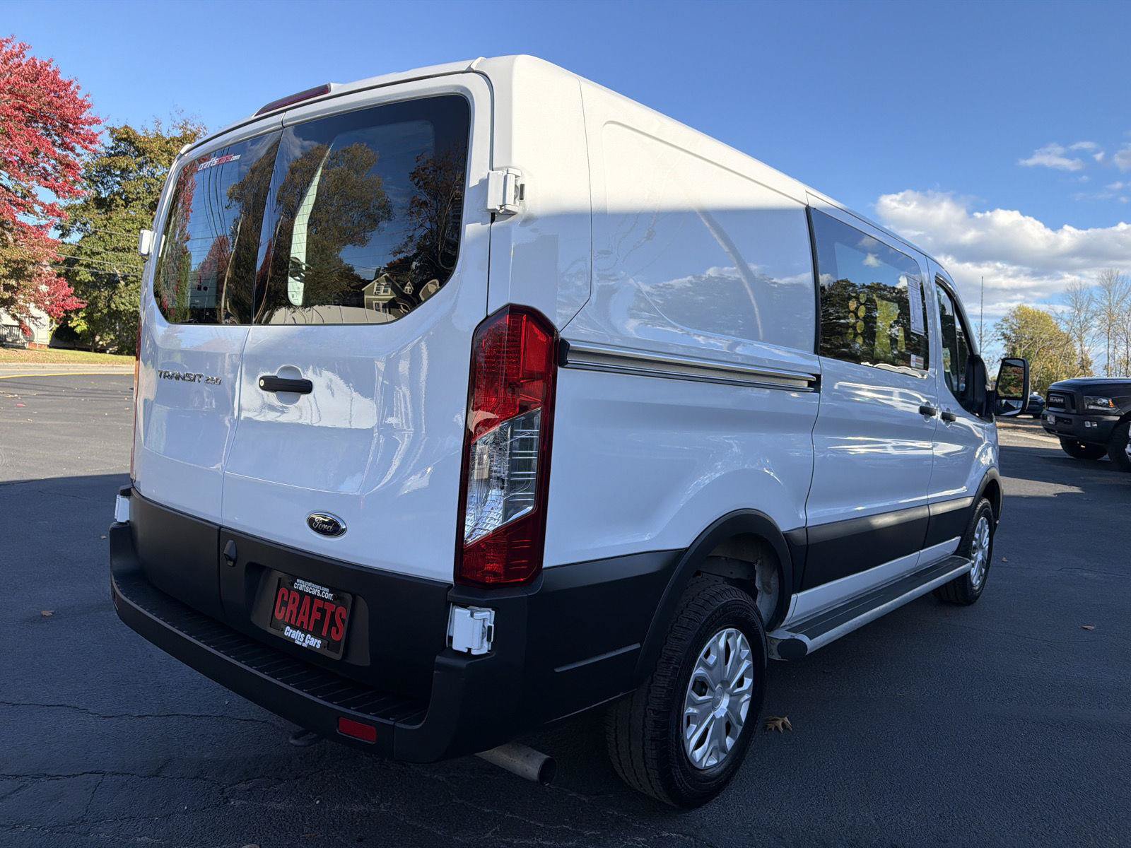 Used 2025 Ford Transit 250 Low Roof w/ Exterior Upgrade Package RWD image 5