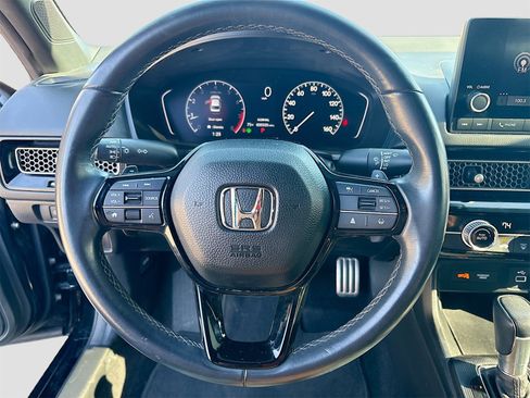 Used 2023 Honda Civic Sport image 11