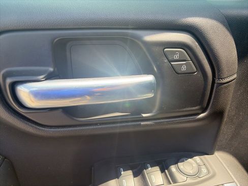 Used 2020 GMC Sierra 1500 Elevation w/ Elevation Value Package RWD image 17