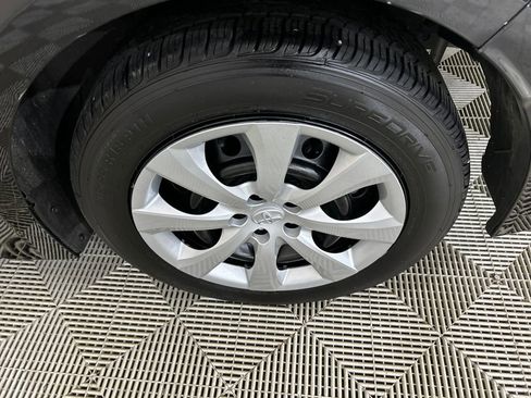Used 2023 Toyota Corolla LE image 9