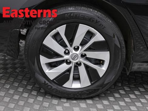 Used 2020 Nissan Altima 2.5 S AWD/4WD image 29