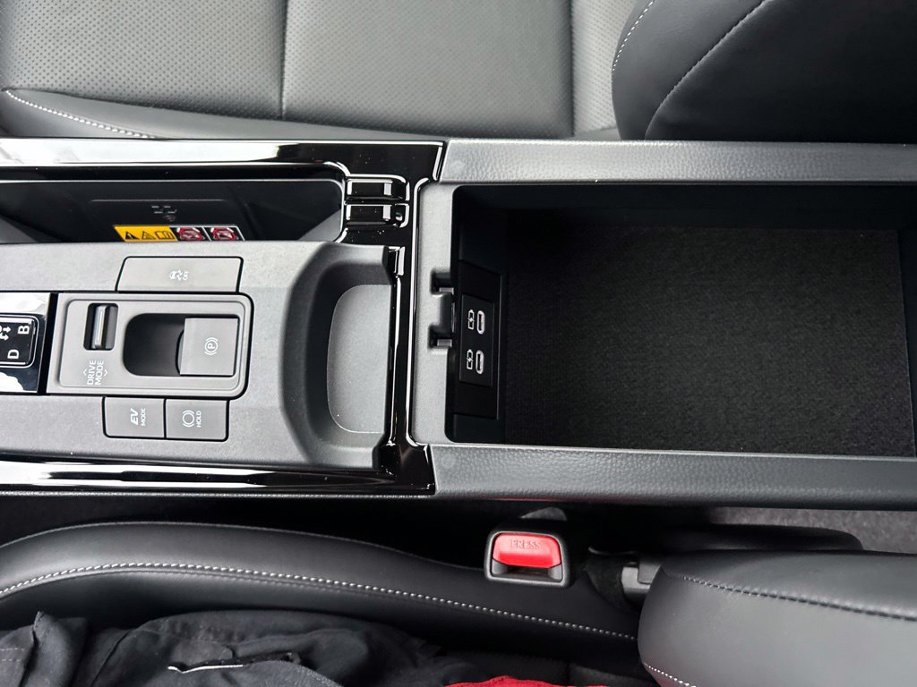 New 2027 Toyota Prius XLE AWD/4WD image 23