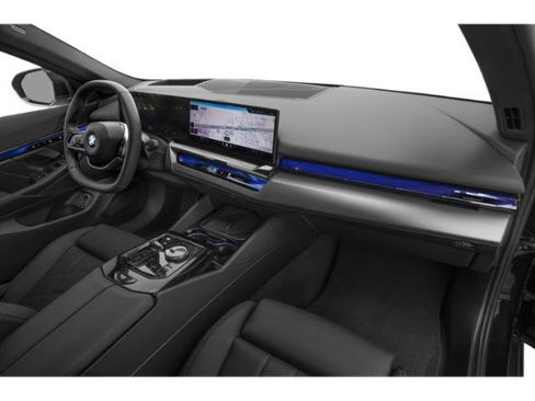 Certified 2026 BMW i5 eDrive40 RWD image 17