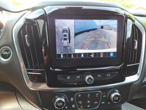 Used 2023 Chevrolet Traverse RS AWD/4WD image 20