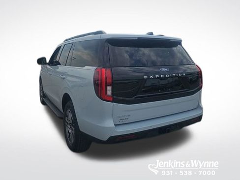 New 2026 Ford Expedition Active AWD/4WD image 2