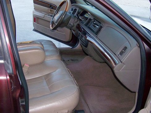 Used 2003 Mercury Grand Marquis LS image 12