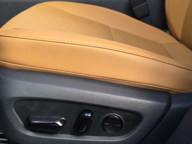 Used 2026 Lexus RX 350 Premium w/ Accessory Package (Z1) FWD image 4