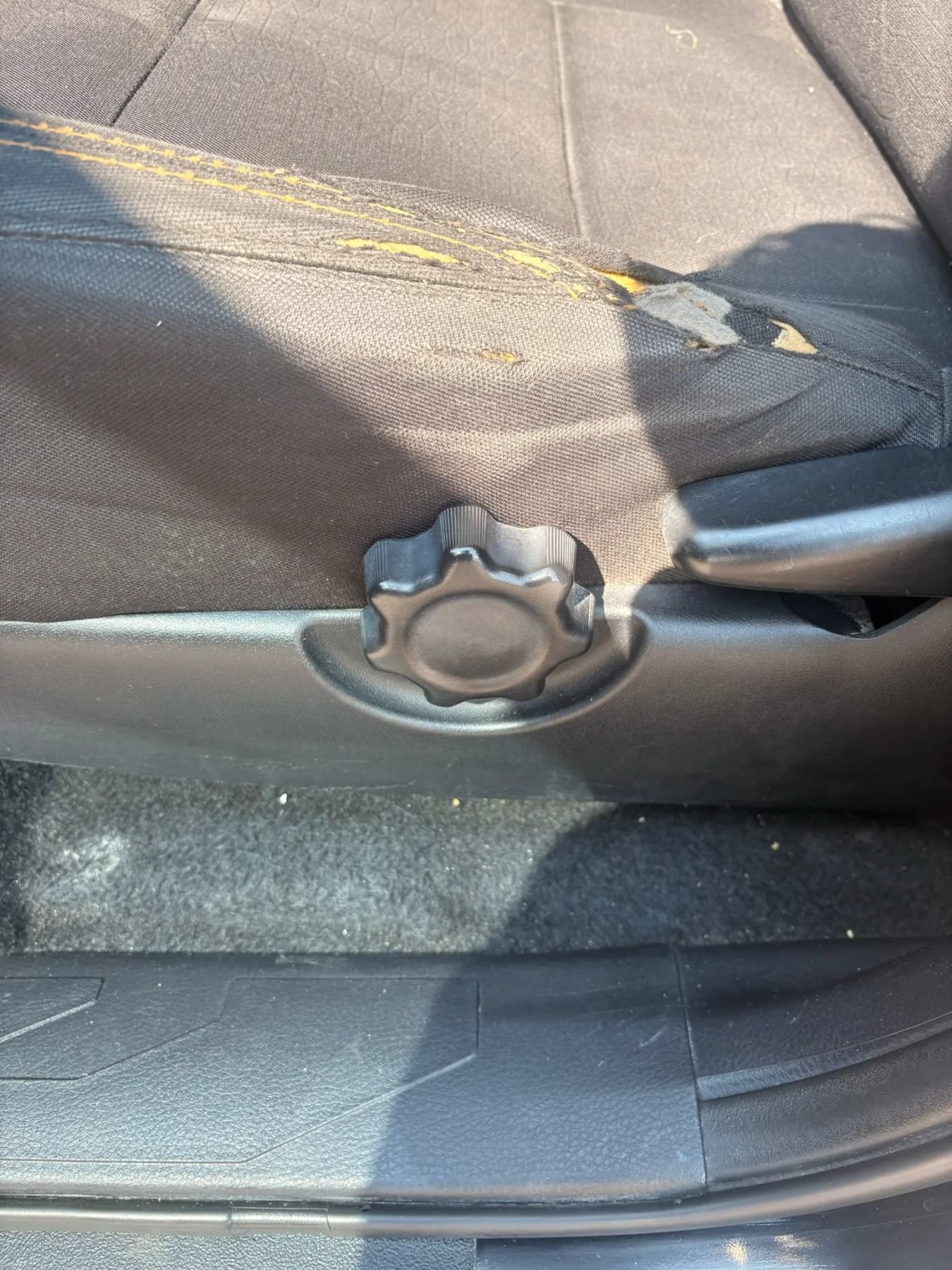 Used 2017 Toyota Tacoma SR5 w/ Tow Package AWD/4WD image 17