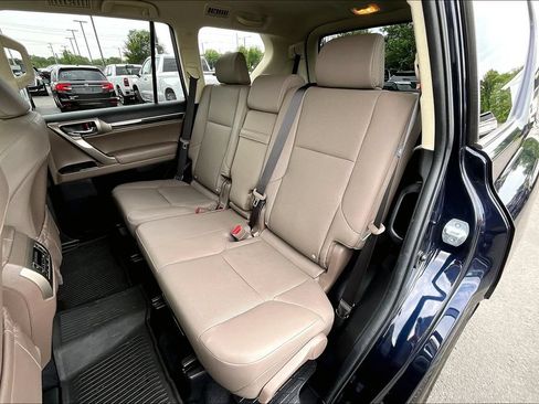 Used 2020 Lexus GX 460 Premium w/ Premium Package AWD/4WD image 24