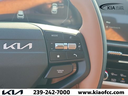 New 2026 Kia Sportage X-Line w/ X-Line Technology Package AWD/4WD image 25
