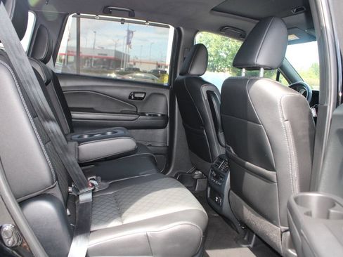 Used 2023 Honda Passport Elite image 9