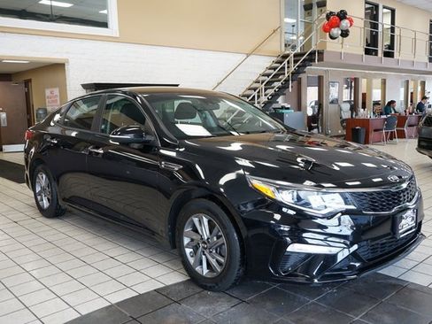 Used 2020 Kia Optima LX image 17