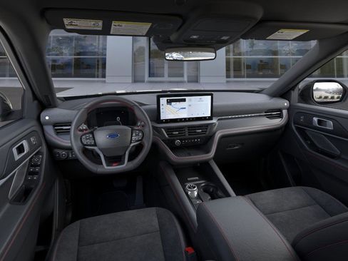 New 2025 Ford Explorer ST image 9