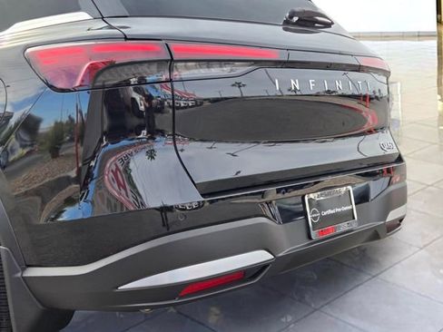 Used 2026 INFINITI QX60 Luxe w/ Cargo Package FWD image 6