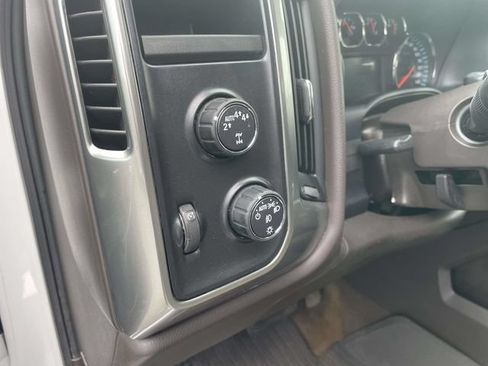 Used 2018 Chevrolet Silverado 1500 LT w/ All Star Edition AWD/4WD image 22