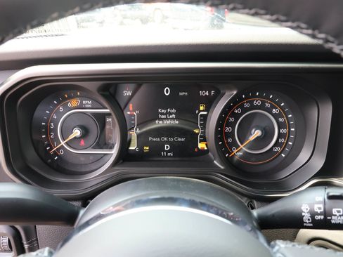 New 2026 Jeep Wrangler Unlimited Sahara AWD/4WD image 25