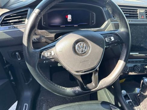 Used 2019 Volkswagen Tiguan SEL Premium w/ 3rd Row Seat Package AWD/4WD image 55