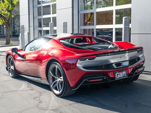 Used 2023 Ferrari 296 GTS RWD image 5