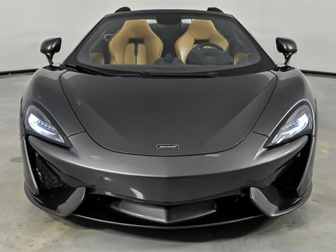 Used 2018 McLaren 570S Spider RWD image 5