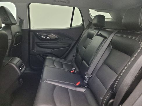 Used 2024 GMC Terrain SLT AWD/4WD image 18