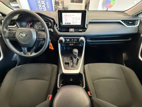 Used 2025 Toyota RAV4 LE AWD/4WD image 19