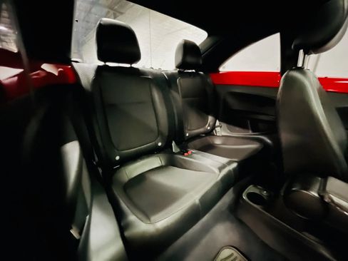 Used 2013 Volkswagen Beetle 2.5 image 10