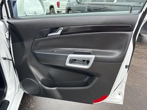 Used 2015 Chevrolet Captiva Sport LT w/ Convenience Package image 27