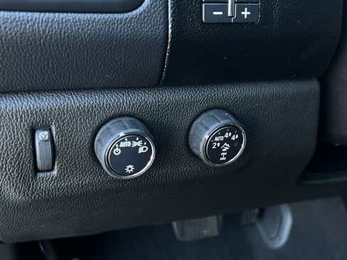 Used 2022 Chevrolet Colorado ZR2 image 22