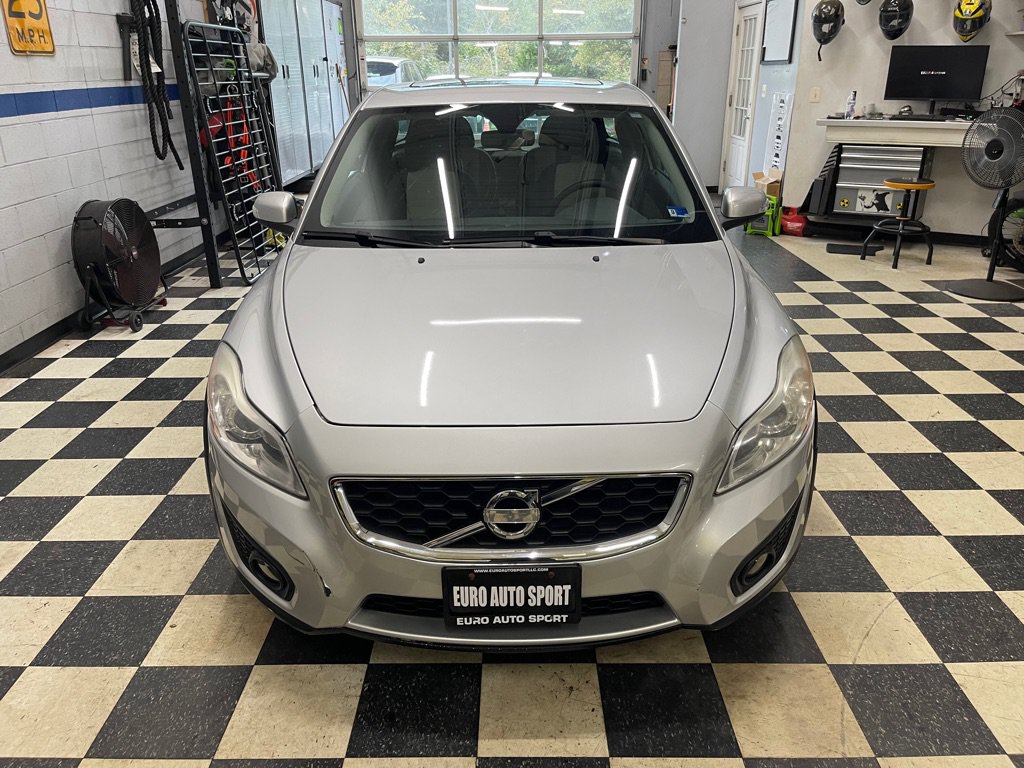 Used 2011 Volvo C30 T5 FWD image 1