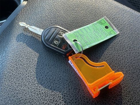 Used 2013 Ford F150 Raptor w/ Luxury Equipment Group image 31