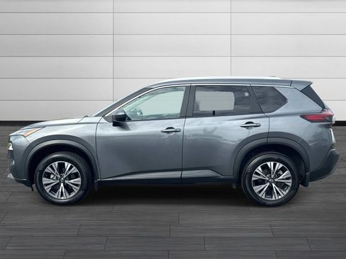 Used 2023 Nissan Rogue SV w/ SV Premium B Package FWD image 9