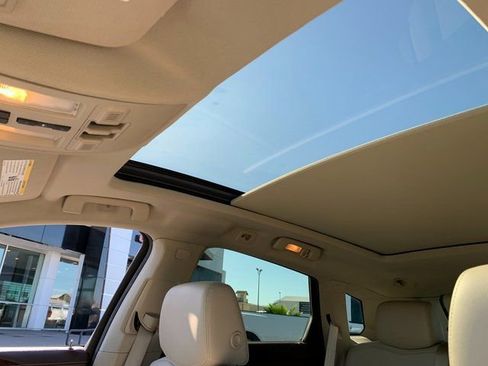 Used 2013 Cadillac SRX Premium image 25