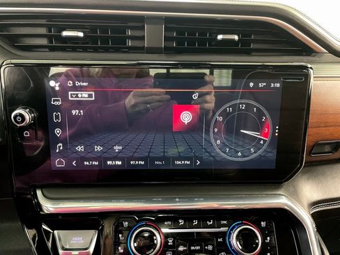 Used 2024 GMC Sierra 1500 Denali Ultimate image 37