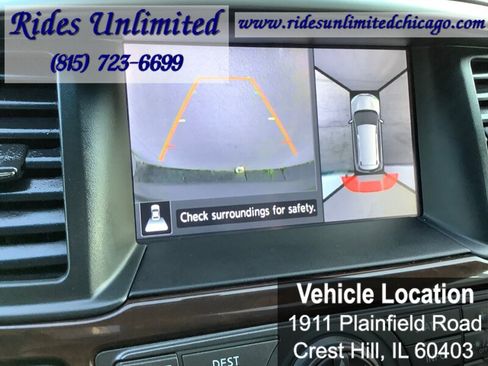Used 2015 Nissan Pathfinder Platinum w/ Family Entertainment Package AWD/4WD image 10