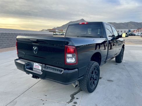 Used 2019 RAM 2500 Big Horn w/ Black Appearance Package image 5