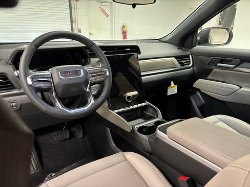 New 2027 GMC Terrain Elevation w/ Elevation Premium Package FWD image 26