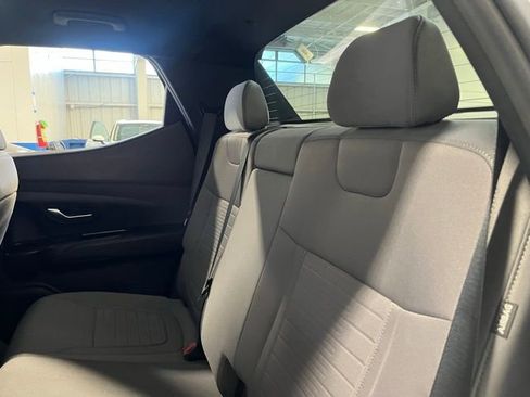Used 2024 Hyundai Santa Cruz SEL FWD image 19
