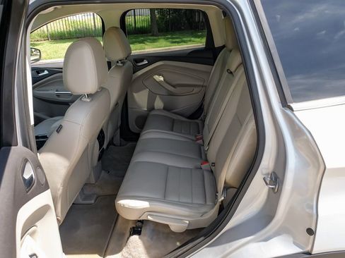 Used 2015 Ford Escape Titanium FWD image 45