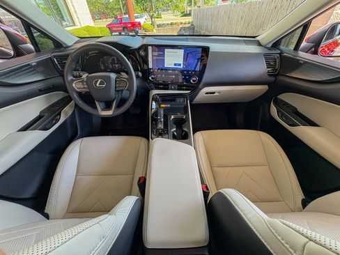 Used 2025 Lexus NX 350h AWD w/ Accessory Package (2T) image 2