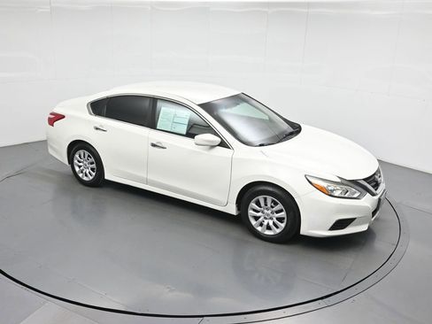 Used 2017 Nissan Altima 2.5 S w/ Power Driver Seat Package image 37