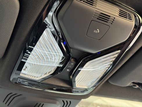 Used 2023 BMW X5 xDrive40i w/ Executive Package image 34